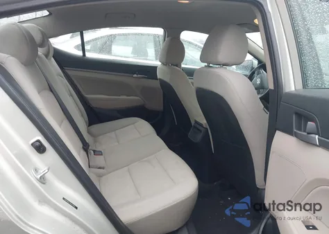 2017 Hyundai Elantra Se z USA, uszkodzony, nr VIN 5NPD84LF2HH019651